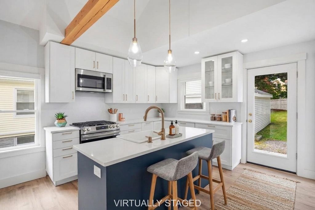 16 Lowell Street, South Portland, ME 04106 — photo 5