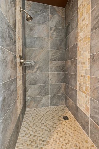 2658 Sycamore Valley Rd, Pleasant Shade, TN 37145