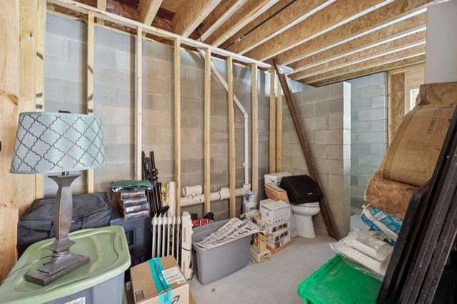 2658 Sycamore Valley Rd, Pleasant Shade, TN 37145