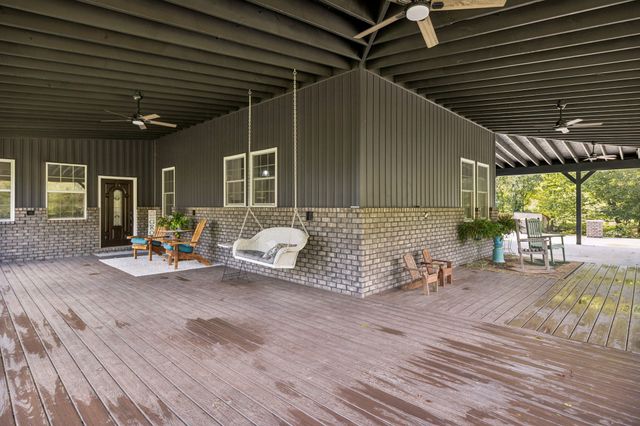 2658 Sycamore Valley Rd, Pleasant Shade, TN 37145