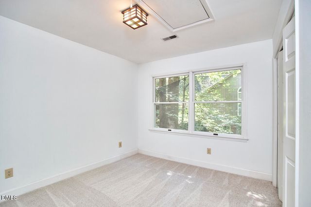 105 Westbury Court, Chapel Hill, NC 27516