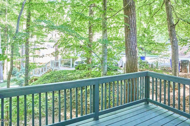 105 Westbury Court, Chapel Hill, NC 27516
