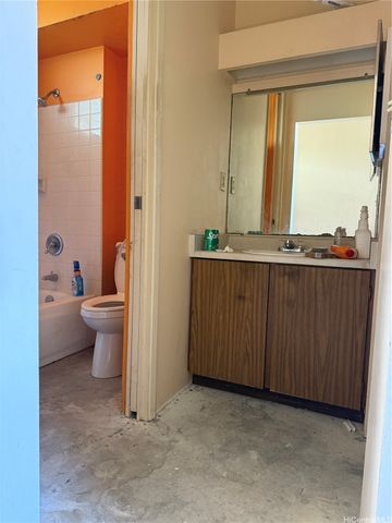 1555 Pohaku Street A408, Honolulu, HI 96817