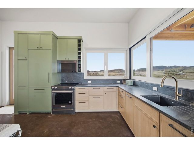 101 Callie Ct, Loveland, CO 80537