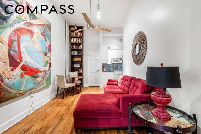 134 W 82nd St Apt 2D, New York City, NY 10024