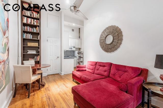 134 W 82nd St Apt 2D, New York City, NY 10024