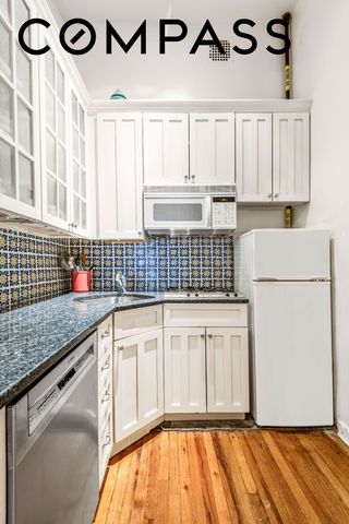 134 W 82nd St Apt 2D, New York City, NY 10024