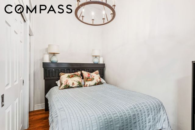 134 W 82nd St Apt 2D, New York City, NY 10024