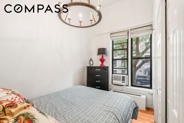 134 W 82nd St Apt 2D, New York City, NY 10024