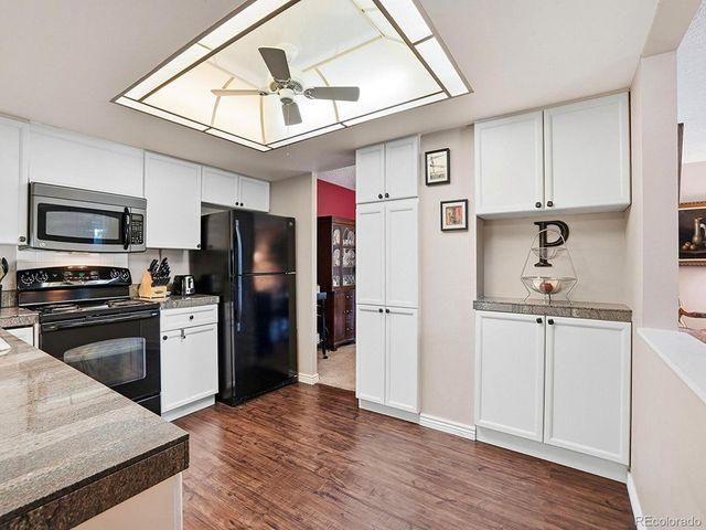 13691 E Marina Dr 201, Aurora, CO 80014