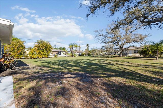 840 CHANNEL ACRES ROAD, Nokomis, FL 34275