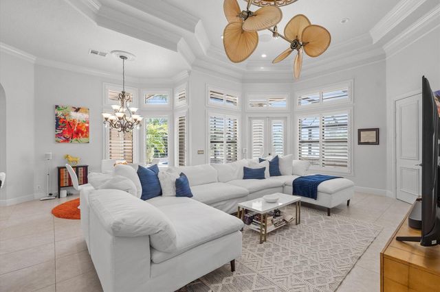 10771 Versailles Boulevard, Wellington, FL 33449