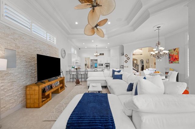 10771 Versailles Boulevard, Wellington, FL 33449