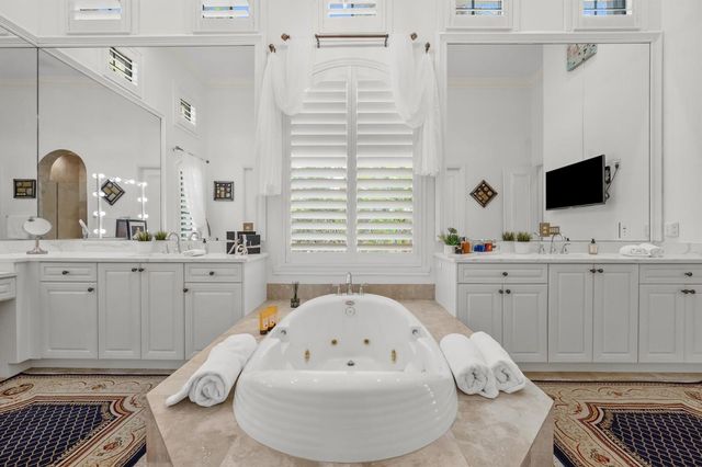 10771 Versailles Boulevard, Wellington, FL 33449