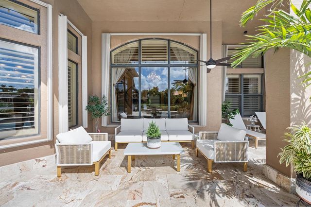 10771 Versailles Boulevard, Wellington, FL 33449