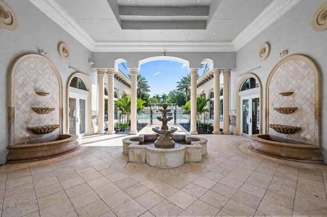 10771 Versailles Boulevard, Wellington, FL 33449