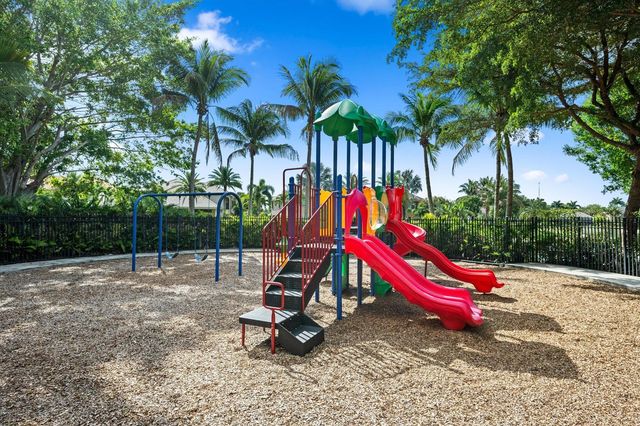 10771 Versailles Boulevard, Wellington, FL 33449