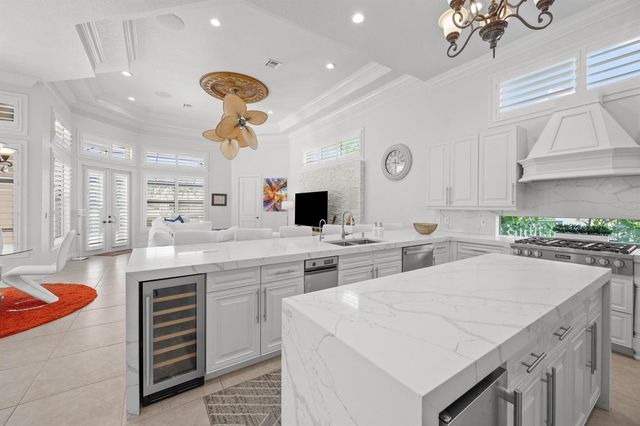 10771 Versailles Boulevard, Wellington, FL 33449