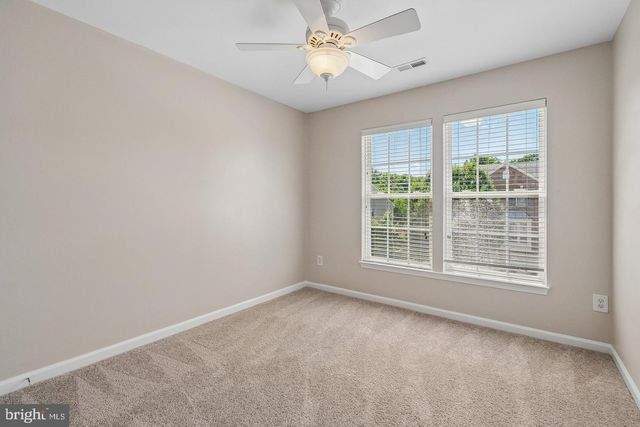 15823 BOBOLINK DR, Woodbridge, VA 22191