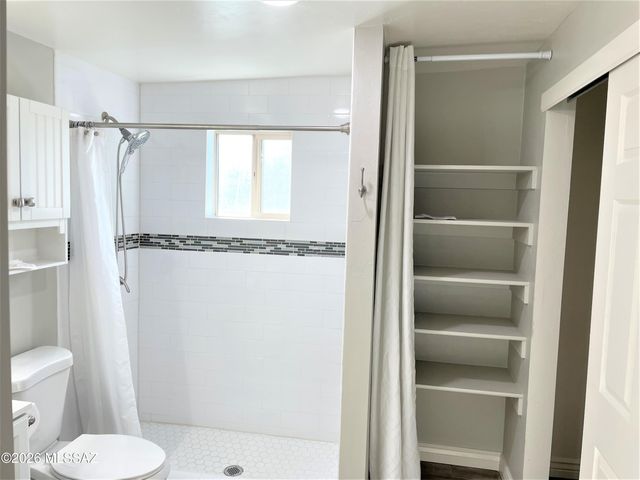 3950 E Justin Lane, Tucson, AZ 85712
