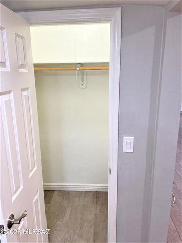 3950 E Justin Lane, Tucson, AZ 85712