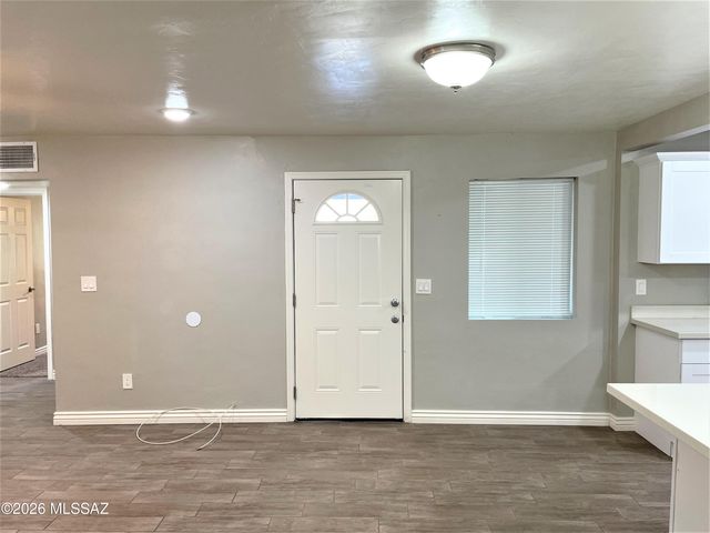 3950 E Justin Lane, Tucson, AZ 85712