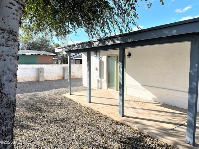 3950 E Justin Lane, Tucson, AZ 85712