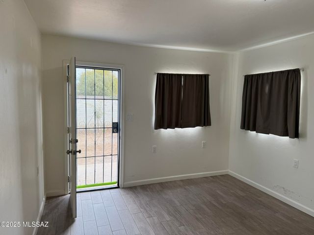 3950 E Justin Lane, Tucson, AZ 85712