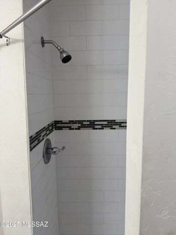 3950 E Justin Lane, Tucson, AZ 85712
