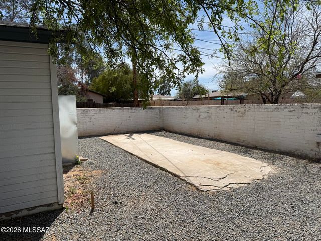 3950 E Justin Lane, Tucson, AZ 85712