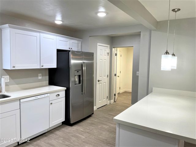3950 E Justin Lane, Tucson, AZ 85712