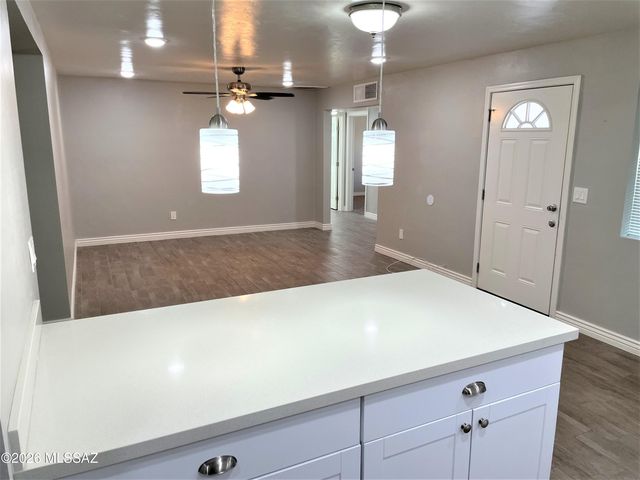 3950 E Justin Lane, Tucson, AZ 85712