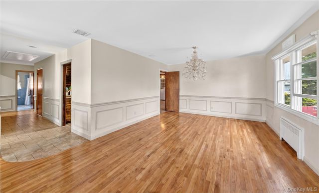 240 Pearl Street, Lawrence, NY 11559