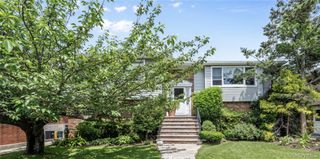 240 Pearl Street, Lawrence, NY 11559