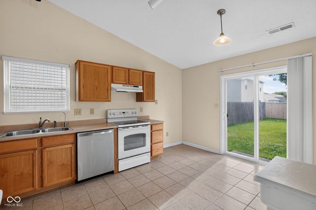 6018 Rocky Road, Anderson, IN 46013
