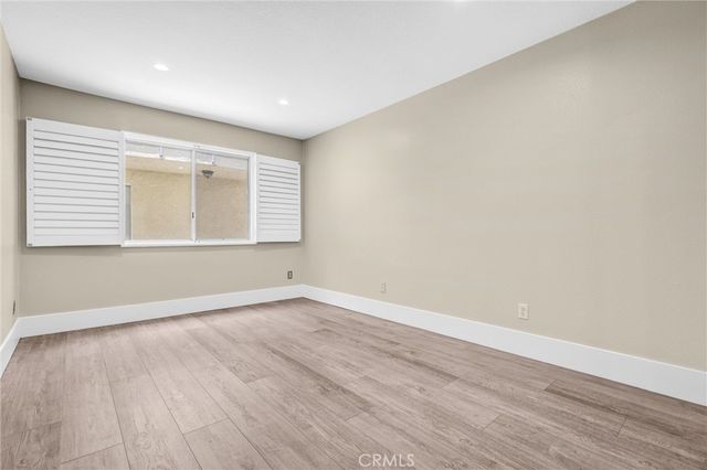 7035 Woodley Avenue 113, Van Nuys, CA 91406