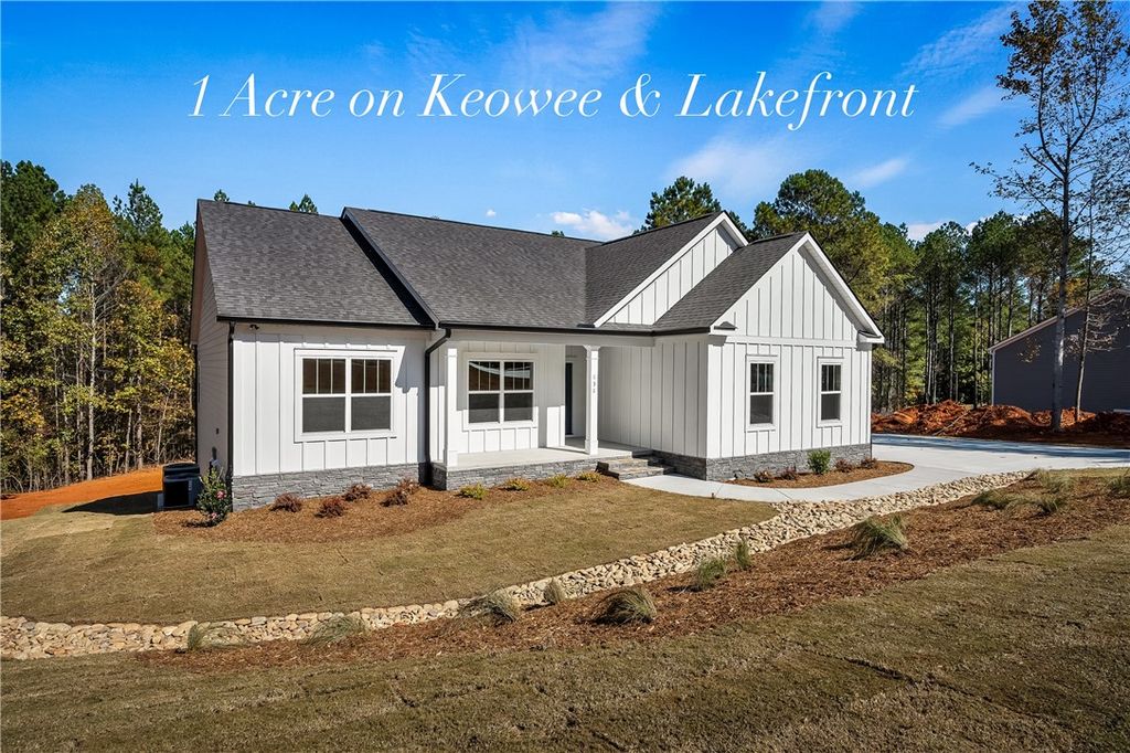 911 Four Views Court, Seneca, SC 29672