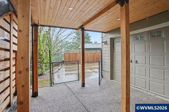 1348 29th Ct, Salem, OR 97304