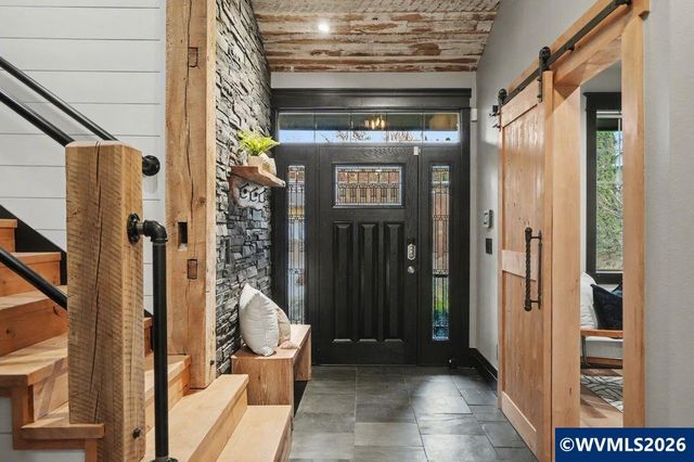 1348 29th Ct, Salem, OR 97304