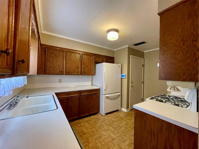 232 E Jordan Street, Shreveport, LA 71101