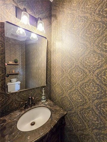 5539 Hedge Brooke Drive NW, Acworth, GA 30101