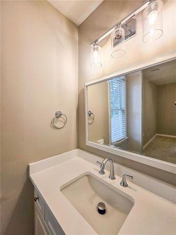 5539 Hedge Brooke Drive NW, Acworth, GA 30101