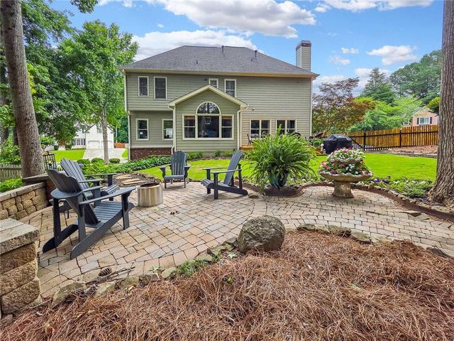 5539 Hedge Brooke Drive NW, Acworth, GA 30101