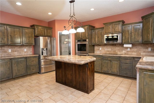 59917 350th Avenue, Whitesboro, OK 74577