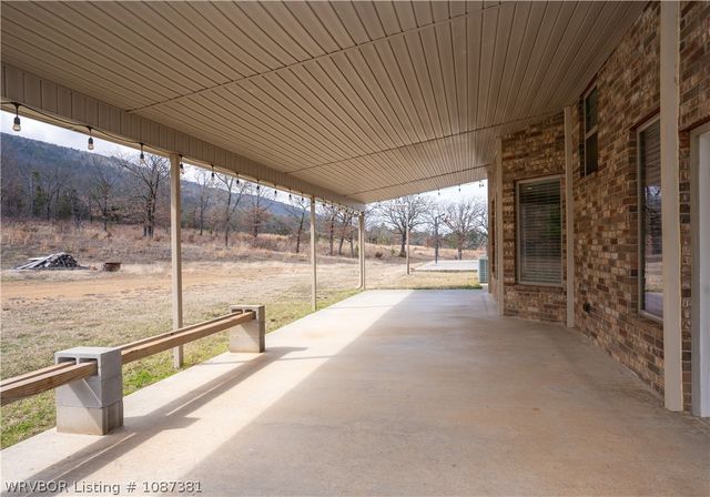 59917 350th Avenue, Whitesboro, OK 74577