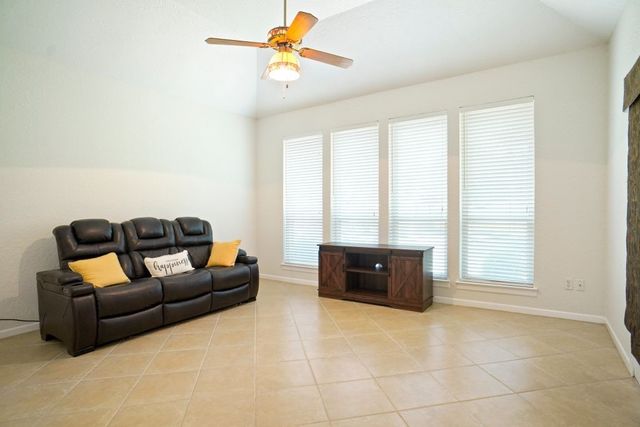 3816 Ben Creek Court, Fort Worth, TX 76008