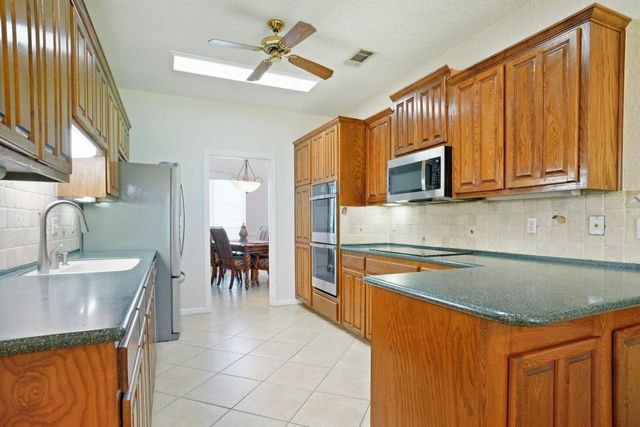 3816 Ben Creek Court, Fort Worth, TX 76008