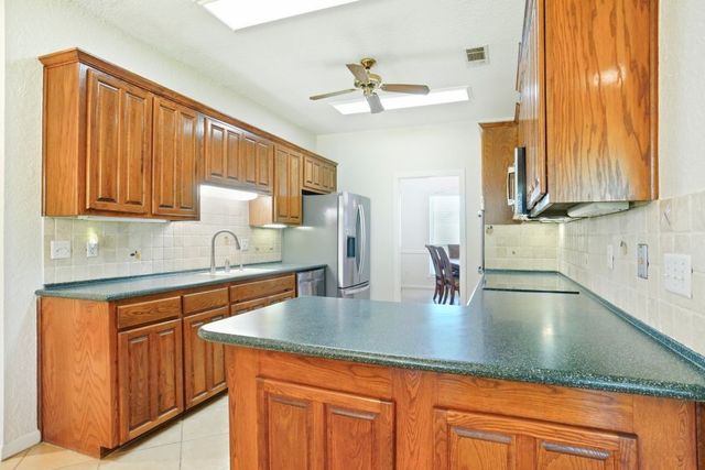 3816 Ben Creek Court, Fort Worth, TX 76008