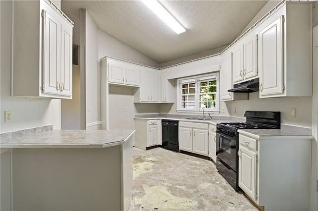 1411 Windy Hill Court SE, Conyers, GA 30013