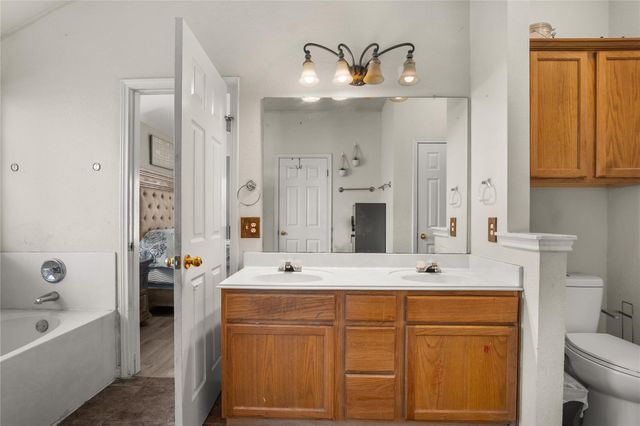101 Toby TRL, Hutto, TX 78634
